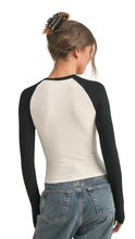 Cargar imagen en el visor de la galería, FREE KIM RAGLAN LONG SLEEVES TANK TOP WHITE/BLACK