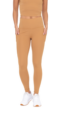 Cargar imagen en el visor de la galería, FREE MB ESSENTIAL HIGHWAIST PANEL LEGGING CARMEL