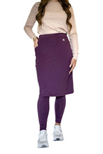 Cargar imagen en el visor de la galería, SNOGA ANKLE FIT SKIRT LEGGING 22” EGGPLANT