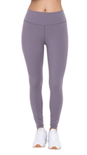 Cargar imagen en el visor de la galería, FREE MB LYCRA-BLEND SWEETHEART BACK LEGGINGS