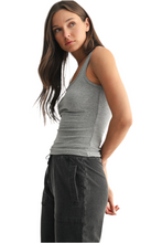 Cargar imagen en el visor de la galería, FREE MB SQUARE NECK MICRO RIBBED TANK TOP HEATHER GREY