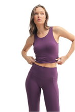Cargar imagen en el visor de la galería, FREE MB VENICE CLOUD ACTIVE LEGGING &amp; TANK TOP SET MERLOT