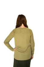 Cargar imagen en el visor de la galería, SNOGA RELAXED FIT ALL DAY ACTIVE TANK TOP OLIVE