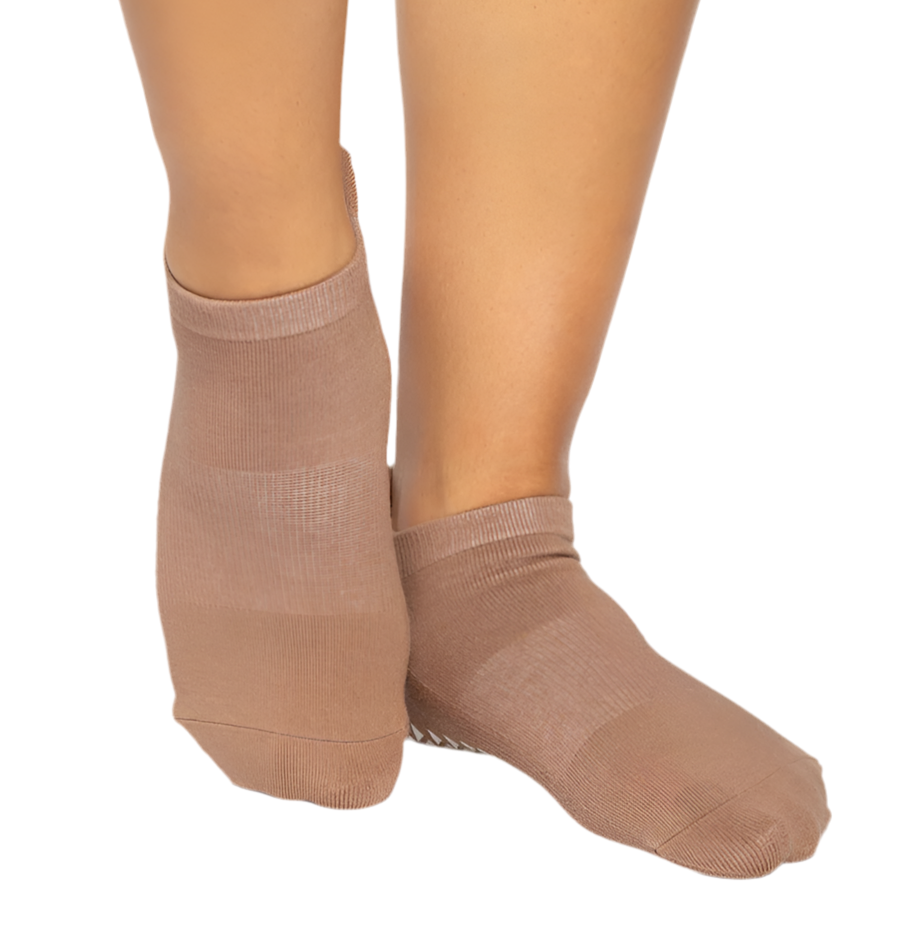 Pointe Studio Union Full Foot Grip Socks Nougat