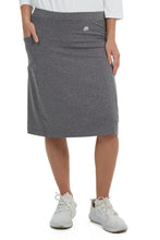 Cargar imagen en el visor de la galería, SNOGA FIT SKORT 22” HEATHER GREY