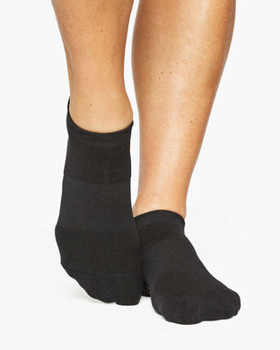 Pointe Studio Union Full Foot Grip Socks Black