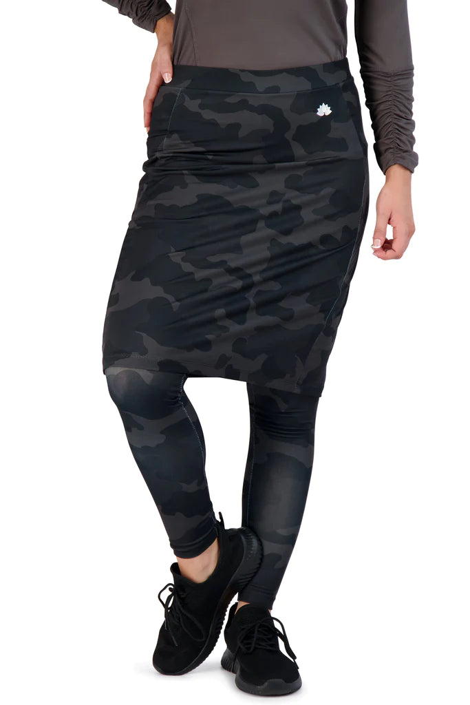 SNOGA ANKLE FIT 22” SKIRT LEGGING BLACK CAMO