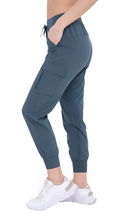 Cargar imagen en el visor de la galería, FREE MB ACTIVE JOGGER LEGGING MIDNIGHT NAVY