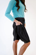 Cargar imagen en el visor de la galería, SNOGA BALLET SKORT 22” BLACK