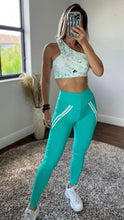 Cargar imagen en el visor de la galería, BOHNO LEGGING SET TURQUOISE