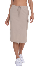 Cargar imagen en el visor de la galería, FREE MB ADJUSTABLE CARGO MIDI SKIRT KHAKI