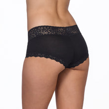 Cargar imagen en el visor de la galería, HANKY PANKY - COTTON BOYSHORT WITH LACE 632151