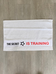 KINEMA TOALLA “The Secret is Training”